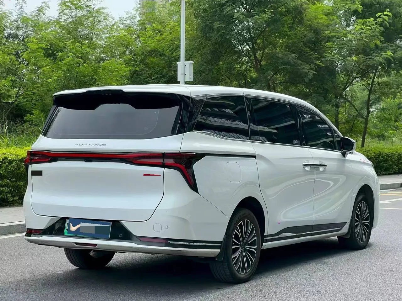 The popular 2026 xinghai V9 1.5TD 200km enjoy version of the four-seat roof camper automatic gear 6