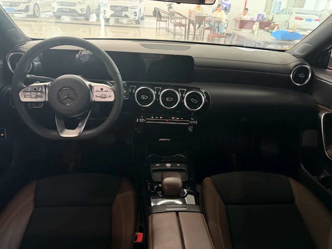 Mercedes Benz Class A 2020 A 180 L 1.3T Sports Automatic 9
