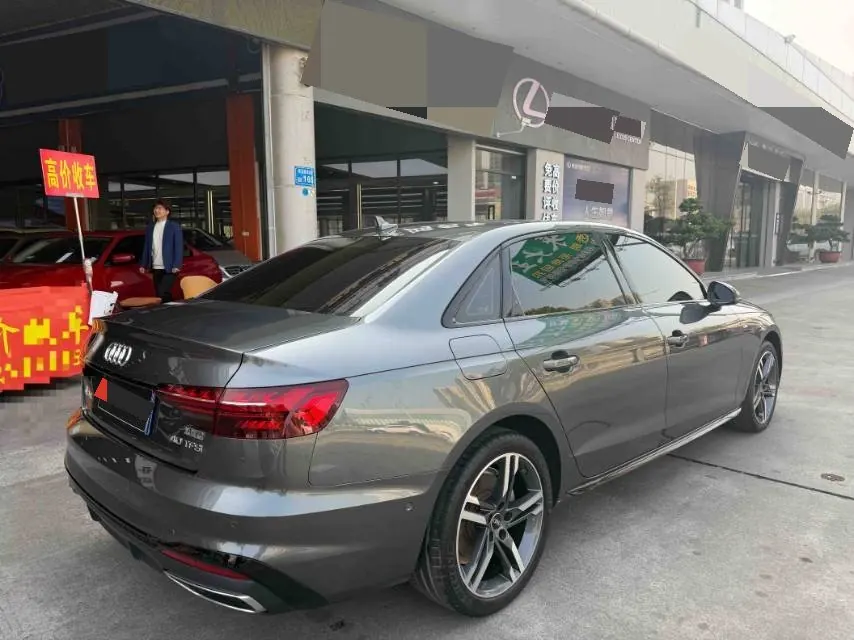 Audi 2022 A4L 2.0TFSI 40TFSI Deluxe Dynamic Automatic 6