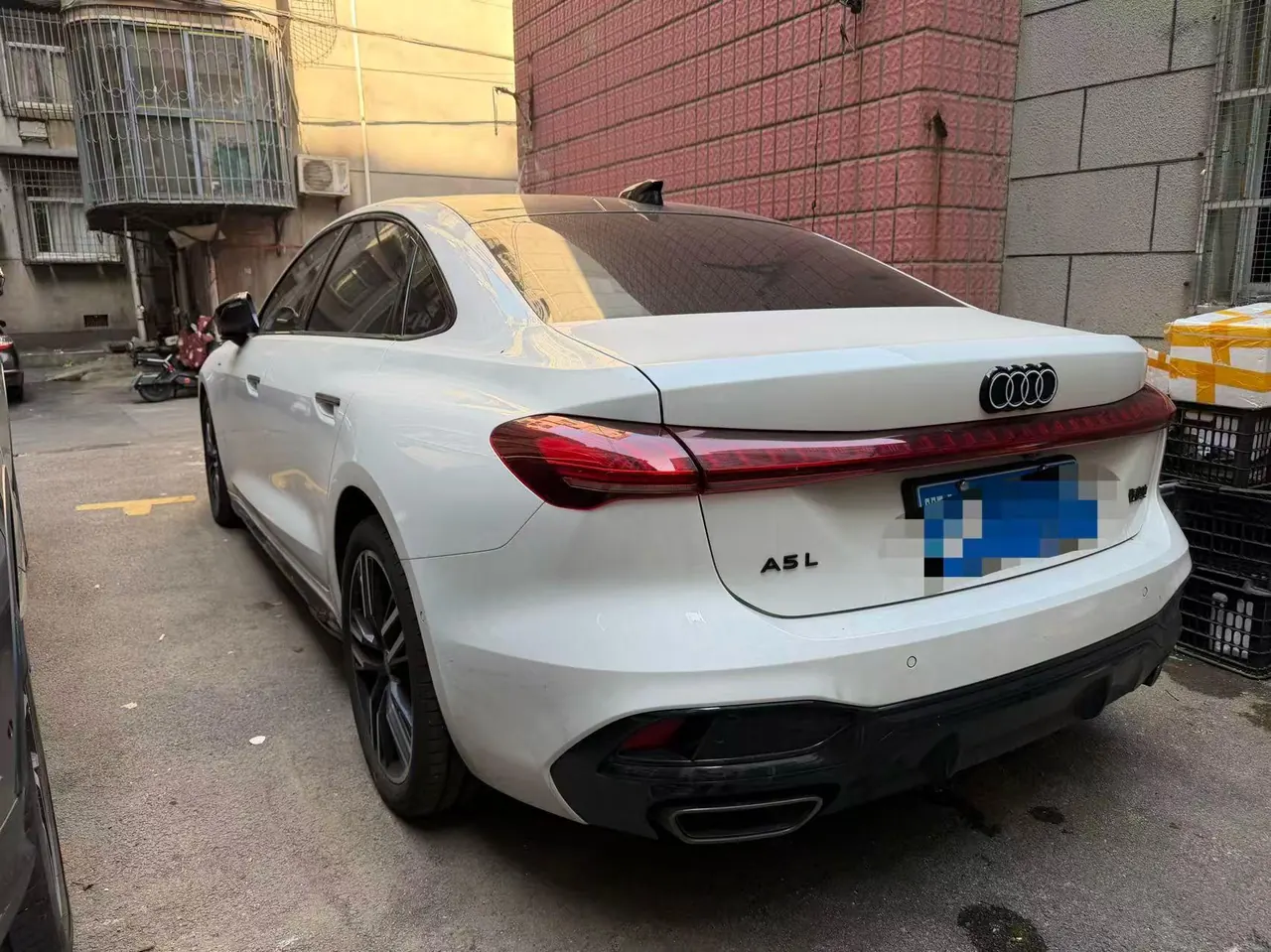 Open image lightbox: Audi 2026 A5L 2.0T Sport Plus Automatic