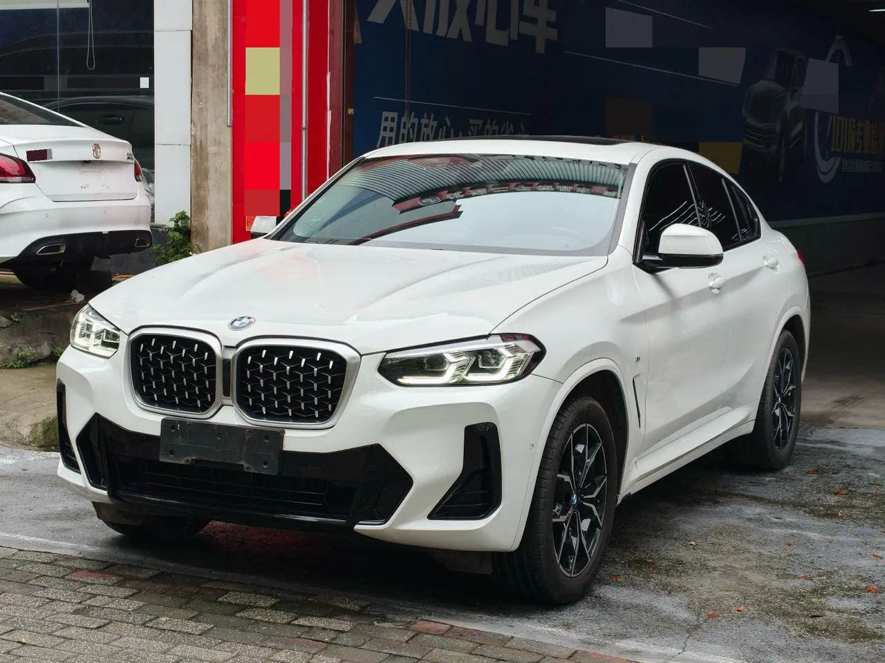 Open image lightbox: BMW X4 (Imported) 2022 X4 xDrive25i 2.0T M Sports Suit Automatic Gear