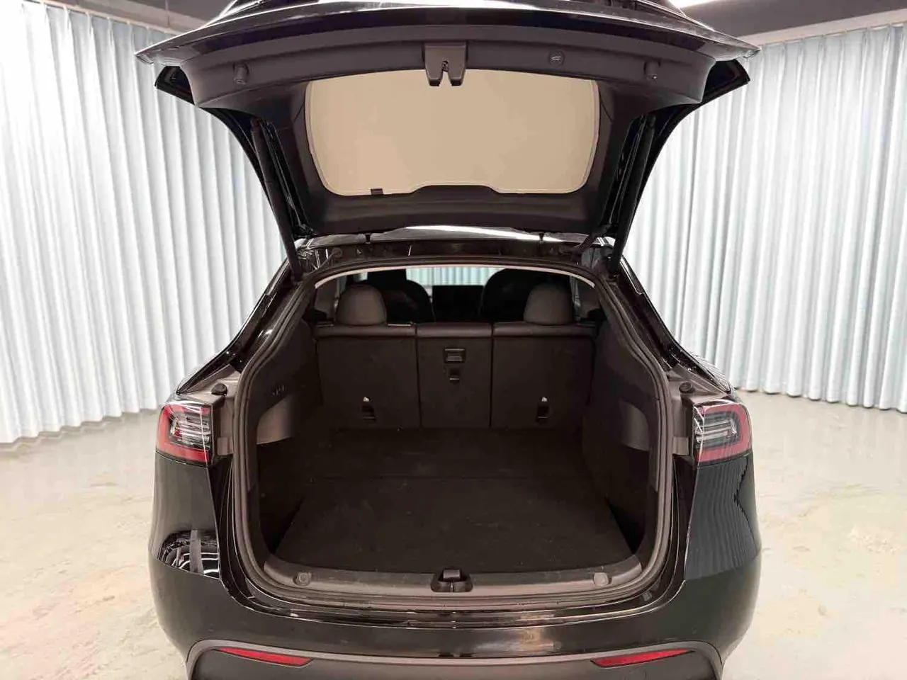 Tesla 2022 Model Y rear-wheel drive version (facelift) automatic gear 8