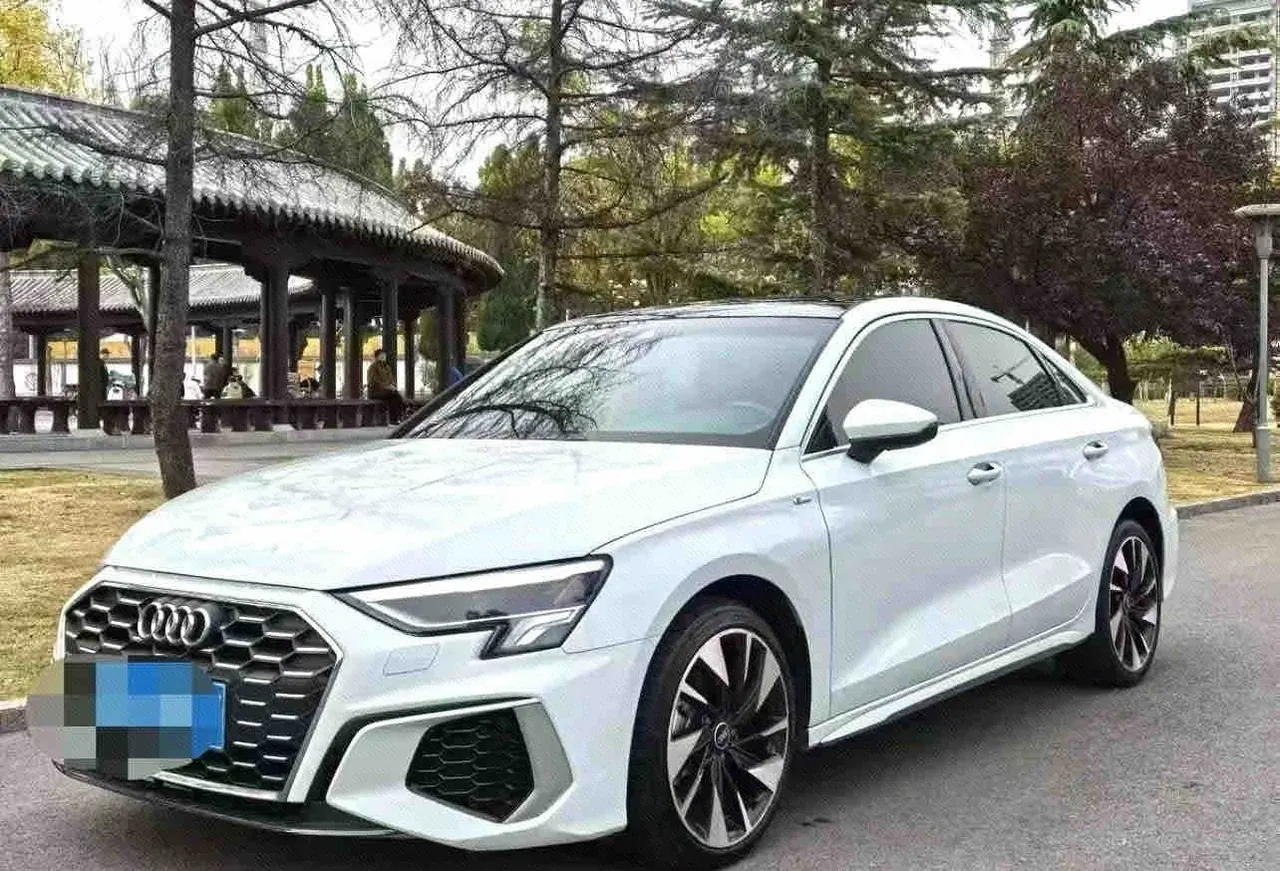 Открыть галерею: Audi 2023 A3L Limousine 1.4TFSI 35TFSI Fashion Sports (Modified) Automatic