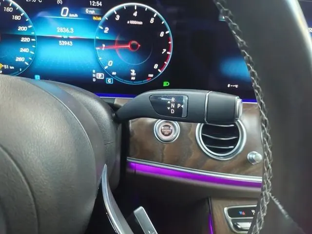Mercedes Benz E Class 2023 E 300 L 2.0T Fashion (Modified) Automatic Gear 4