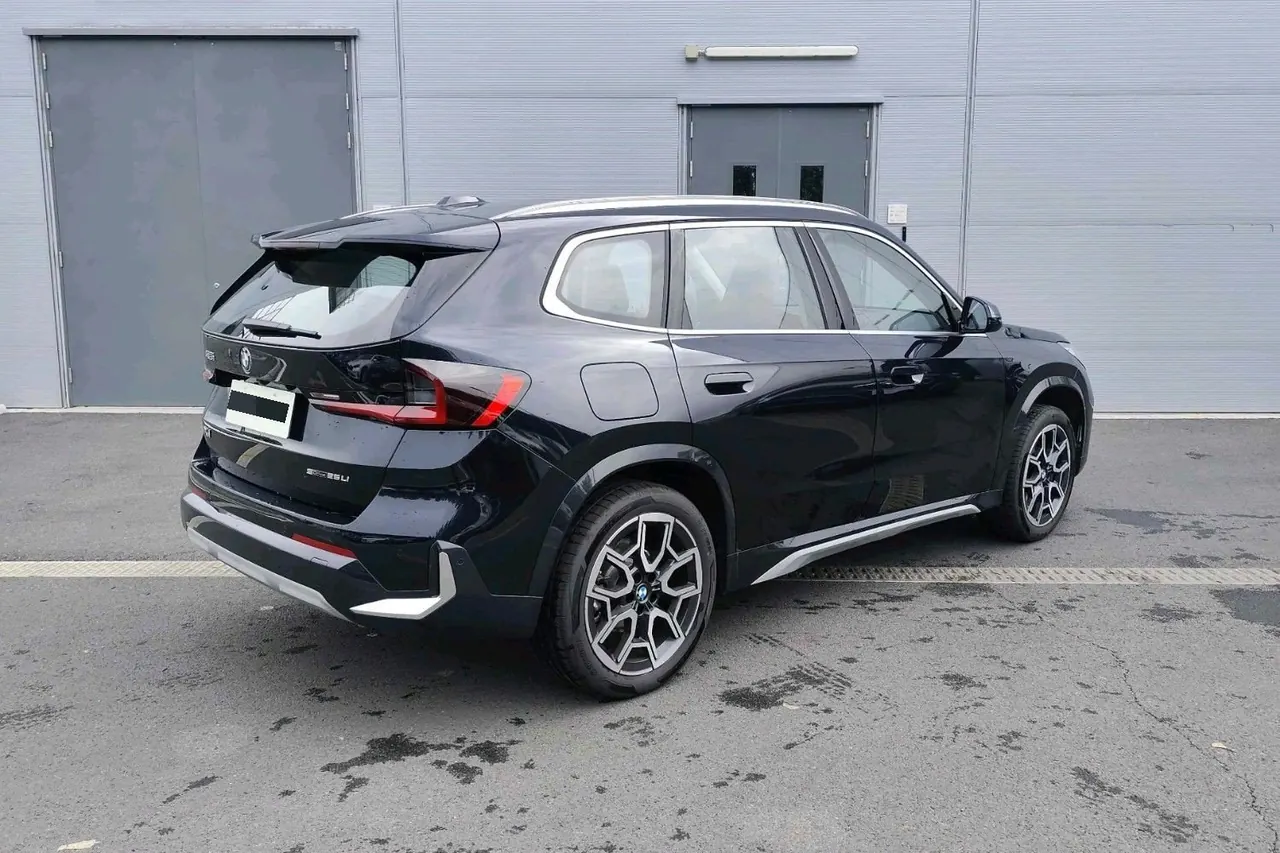 BMW 2026 X1 sDrive25Li 2.0T X design set automatic gear 3