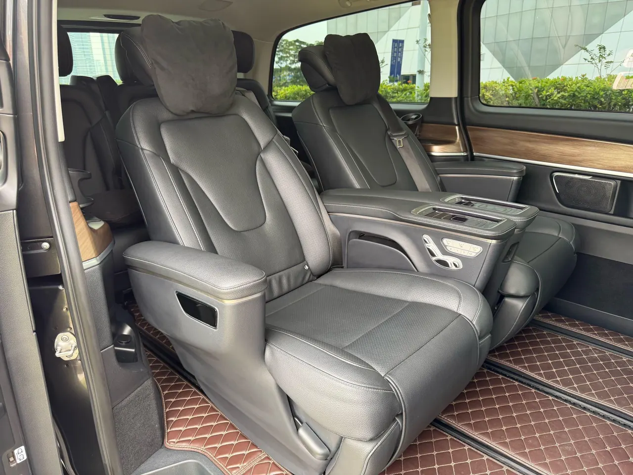 Mercedes Benz V 2020V 260 L 2.0T Deluxe Edition Automatic Gear 14