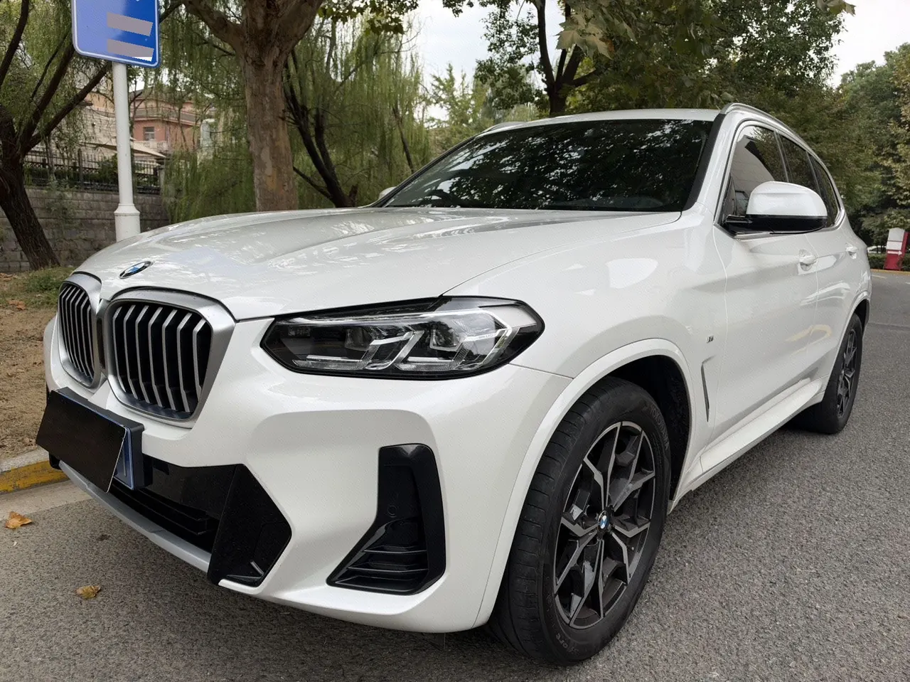 Открыть галерею: BMW 2022 X3 xDrive25i 2.0T M sports suit (changed) automatic gear