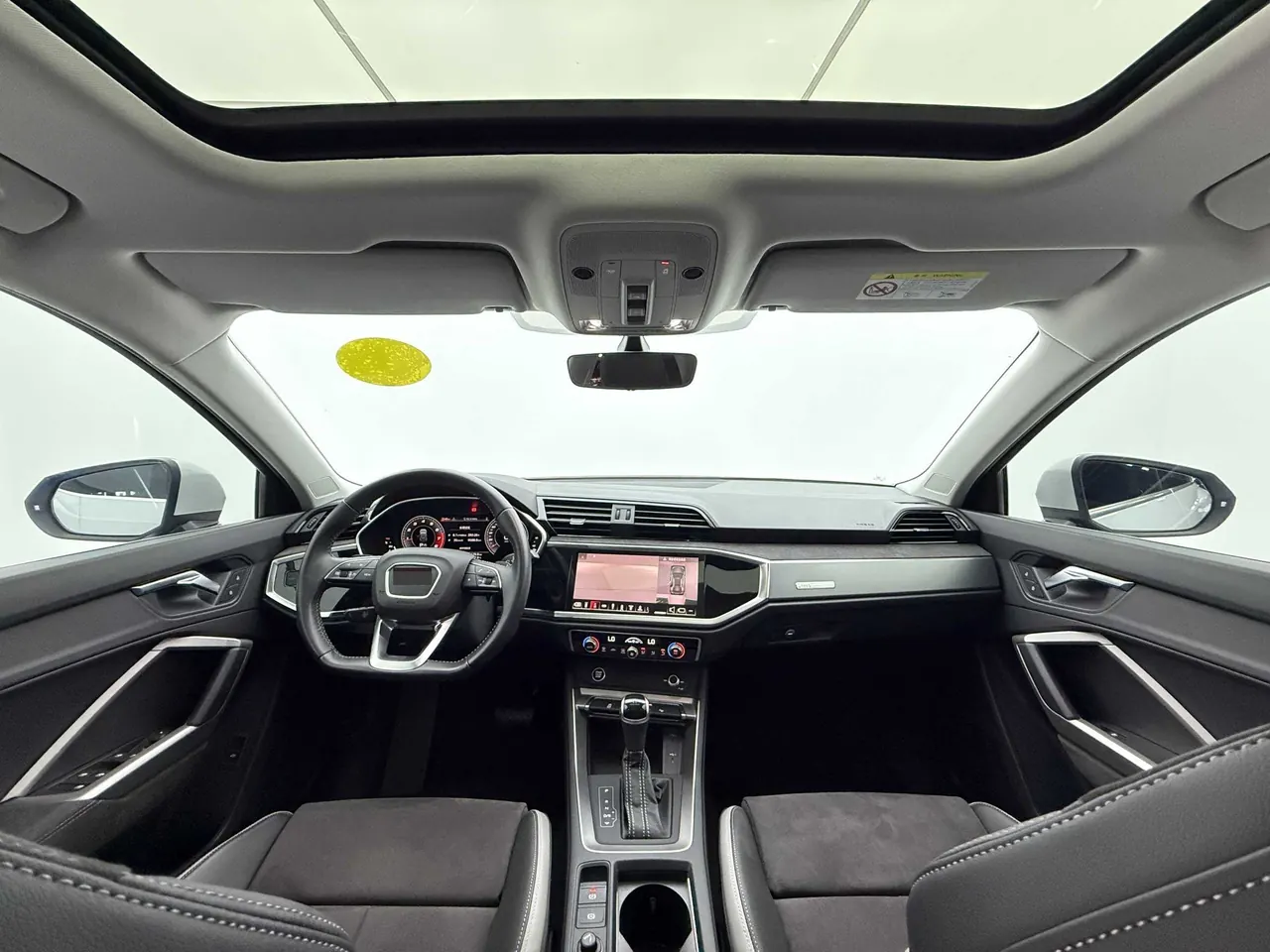 Audi 2022 Q3 1.4TFSI 35TFSI Fashion Dynamic Automatic 12