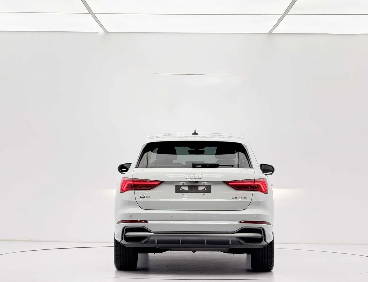 Audi 2022 Q3 1.4TFSI 35TFSI Fashion Dynamic Automatic 2