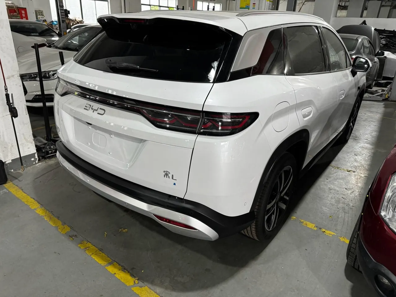 BYD 2026 Song L DM-i 1.5 Stepless 130KM Exceed Automatic 6