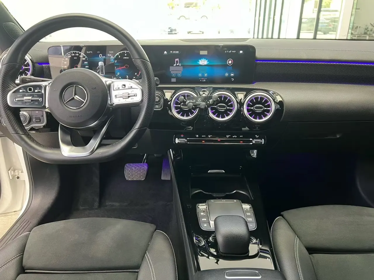 Mercedes Benz Class A 2022 A 200 L 1.3T Fashion (Change 3) Automatic 5