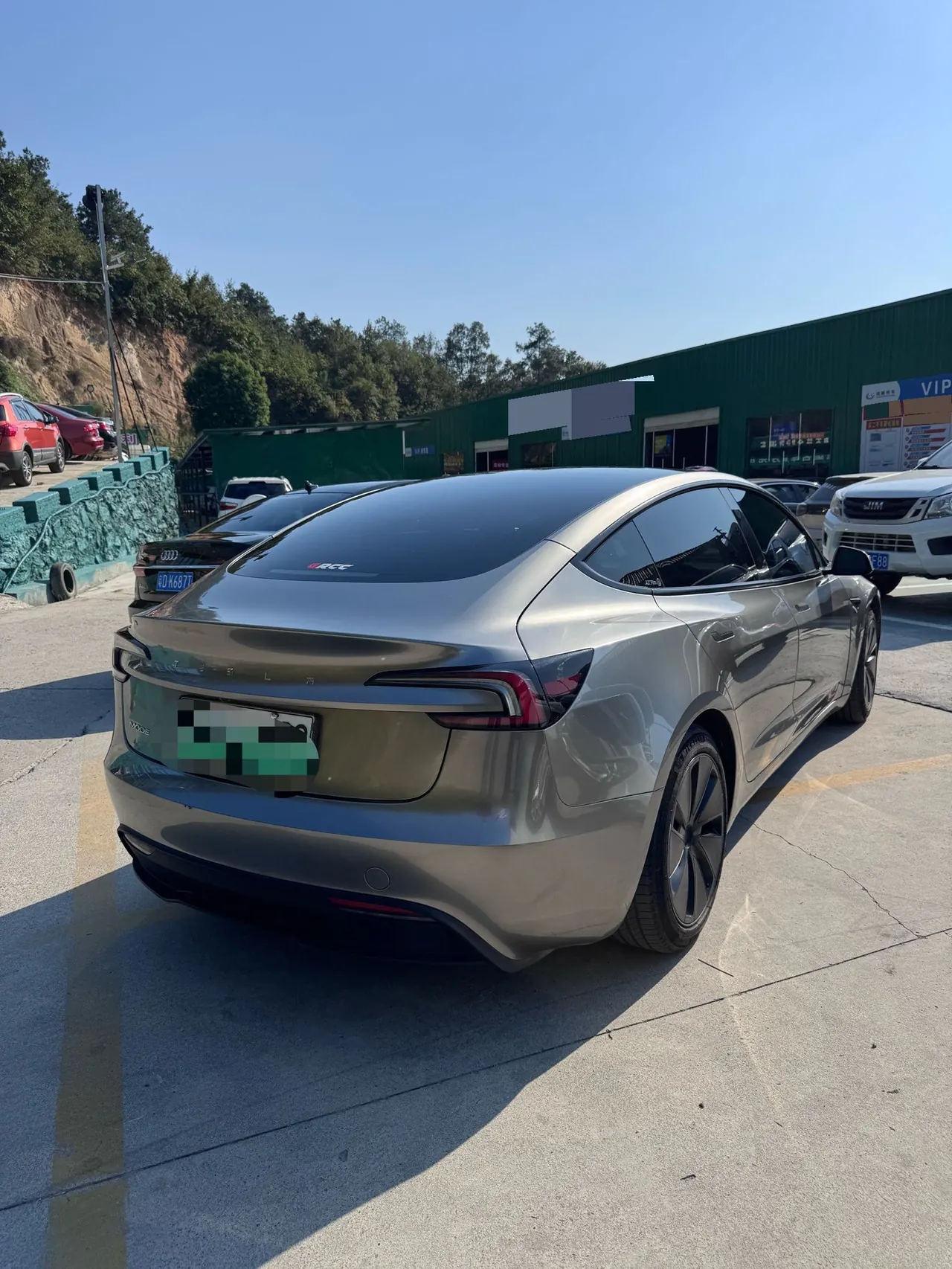Tesla 2023 Model 3 Long Endurance New Edition Dual Motor All-wheel Drive Automatic Transmission 2