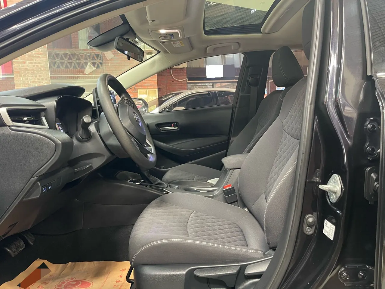 Toyota 2022 Asian Lion 2.0 Stepless Elite Edition Automatic Transmission 2