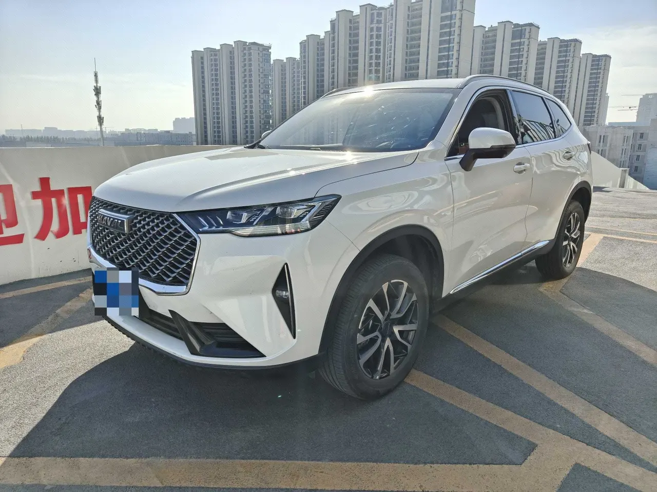 Открыть галерею: Haval 2022 H6 1.5T Two-Drive Pro Auto