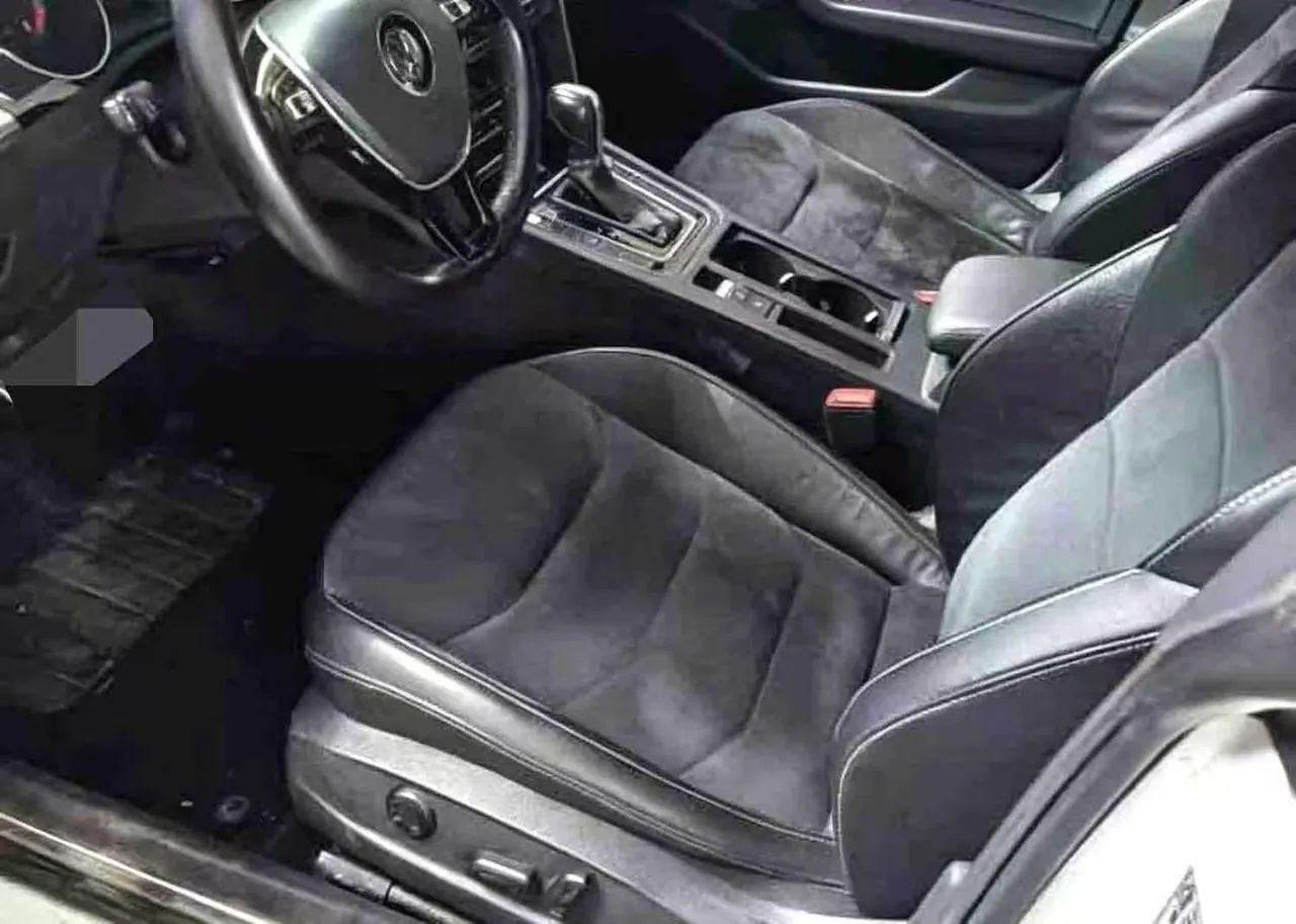 Volkswagen 2020 CC 2.0TSI 330TSI Huayan Edition Automatic Gear 3