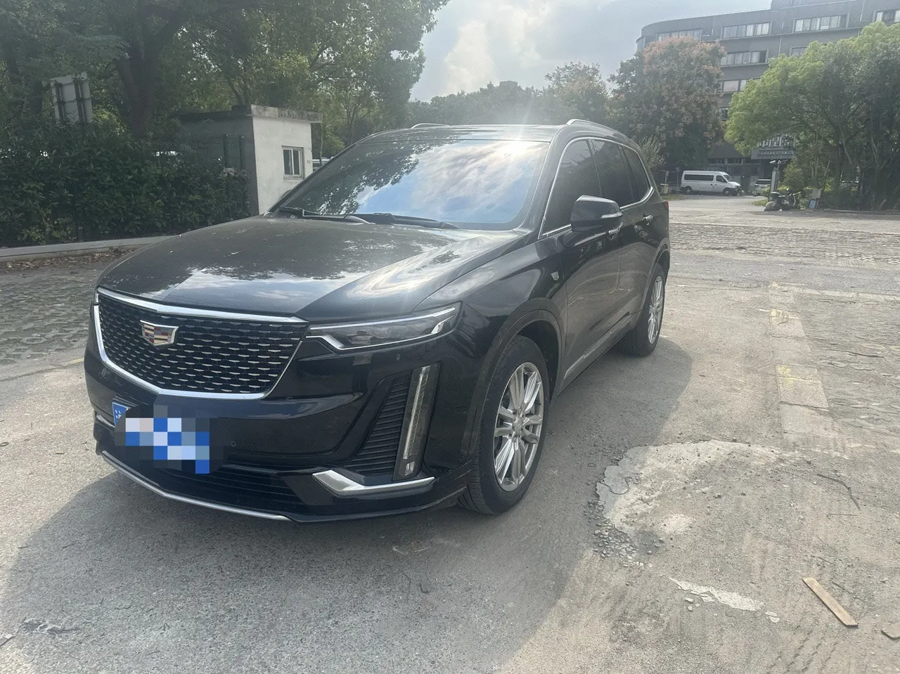 Open image lightbox: Cadillac 2022 XT6 48V 2.0T 6 four-wheel drive luxury 120 anniversary limited edition automatic gear
