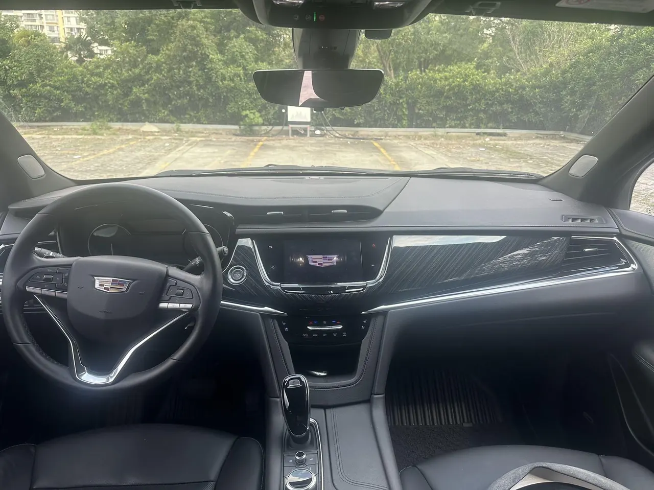 Cadillac 2022 XT6 48V 2.0T 6 four-wheel drive luxury 120 anniversary limited edition automatic gear 4