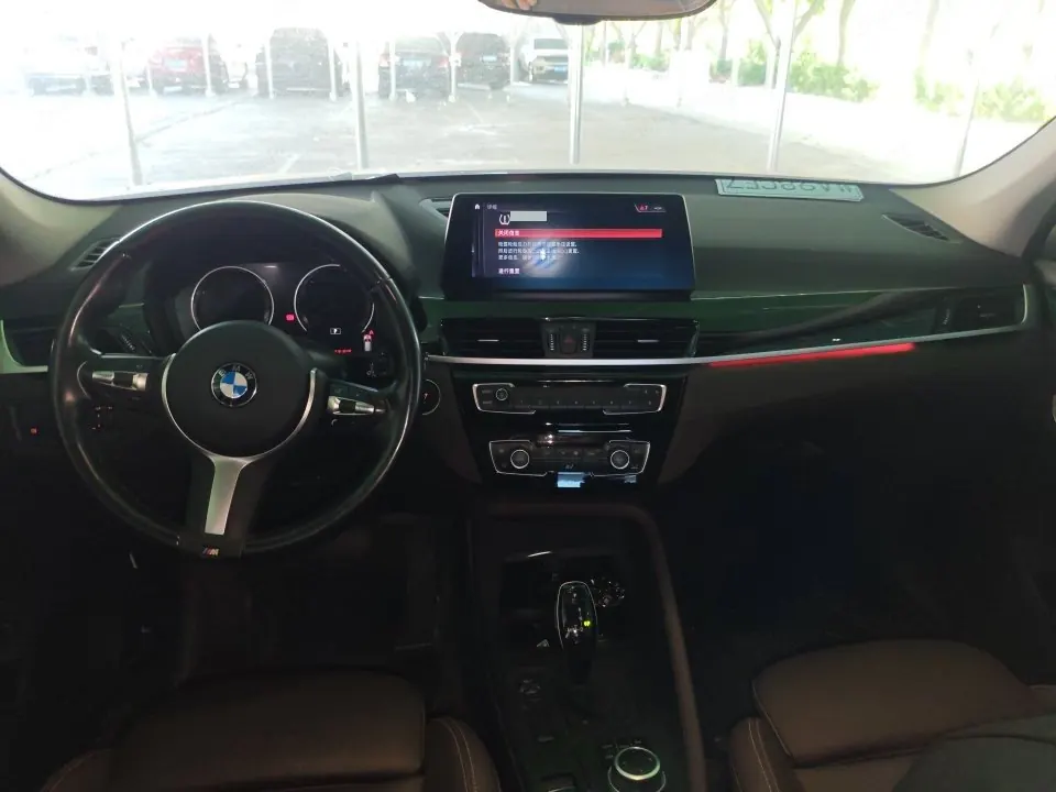 BMW 2021 X1 sDrive25Li 2.0T Leading Automatic Gear 8