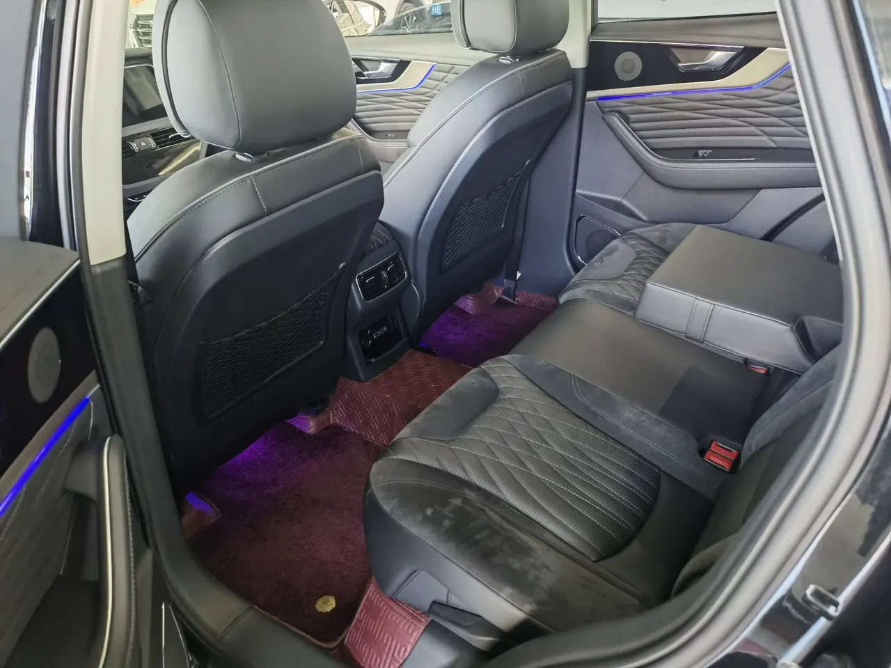 HongQi 2022 HS5 2.0T Zhilian Flag Edition Automatic Gear 7