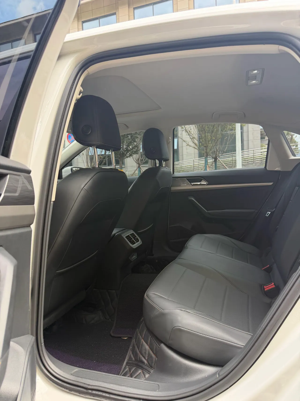 Volkswagen 2022 Lavida 1.5 Comfort Edition Automatic Gear 6