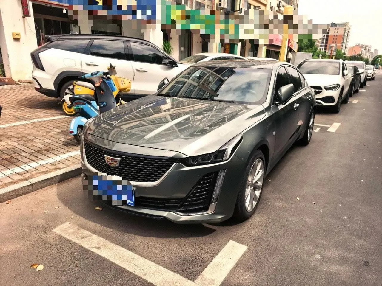 Открыть галерею: Cadillac 2022 CT5 2.0T 28T luxury automatic gear