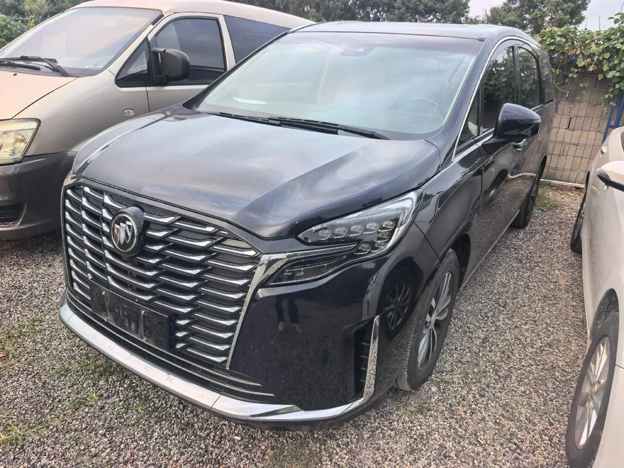 Open image lightbox: Buick 2023 GL8 ES Lu Zun 48V 2.0T 653T Exclusive Automatic Gear
