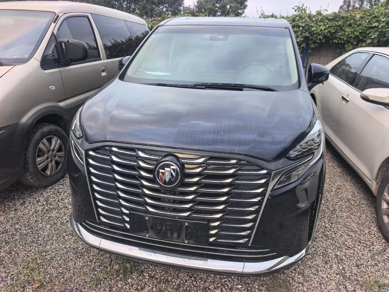 Buick 2023 GL8 ES Lu Zun 48V 2.0T 653T Exclusive Automatic Gear 5