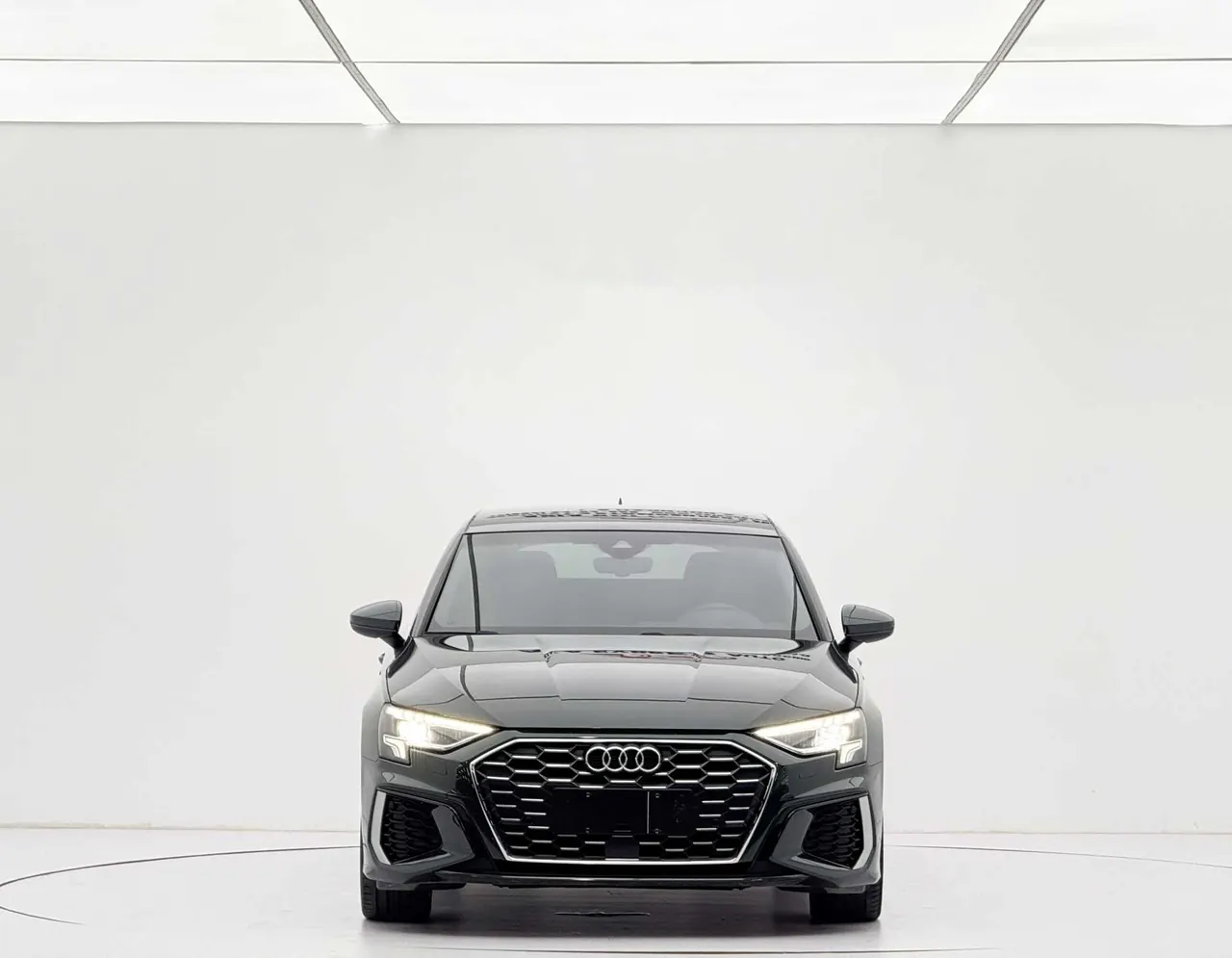 Audi 2022 A3 Sportback 1.4TFSI 35TFSI Fashion Sports Automatic 4