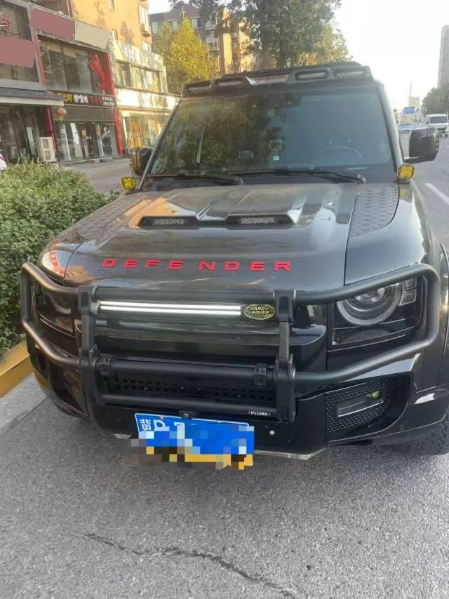 Land Rover Guard (Imported) 2022 Guard 90 2.0T P300 X-DYNAMIC HSE Automatic Gear 5