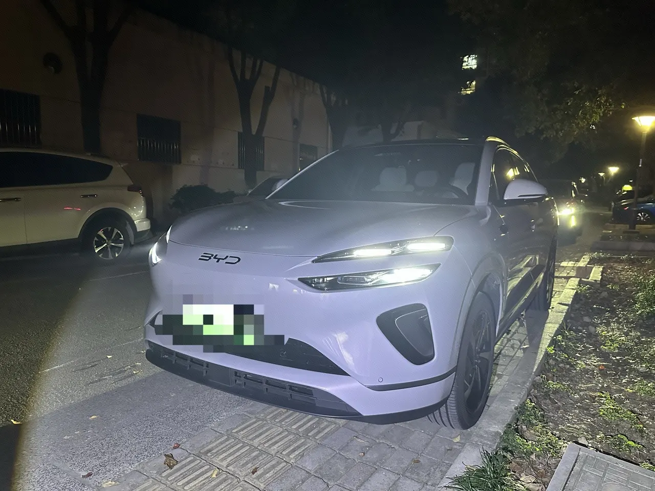 Открыть галерею: BYD 2025 Sea Lion 06 EV 605 Pilot Pro Edition Automatic Gear