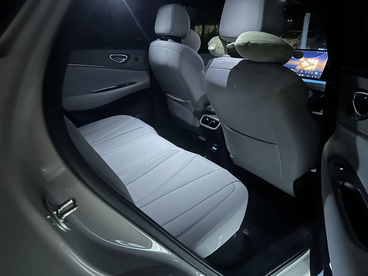 BYD 2025 Sea Lion 06 EV 605 Pilot Pro Edition Automatic Gear 8