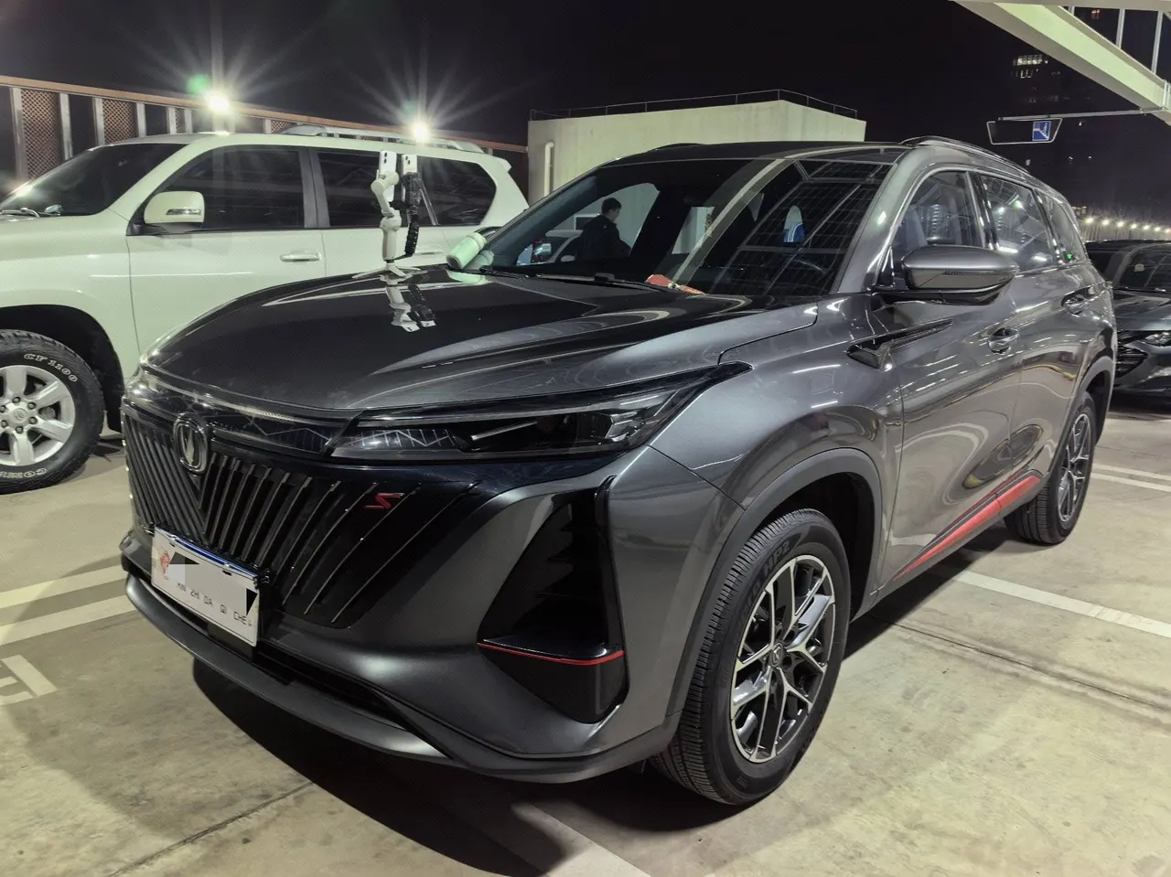 Open image lightbox: ChangAn 2022 CS75 PLUS 1.5T Honorable Automatic Gear