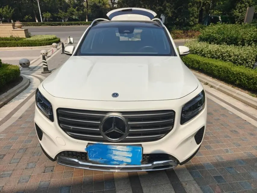 Mercedes Benz 2024 GLB 220 48V 2.0T Dynamic Automatic 2