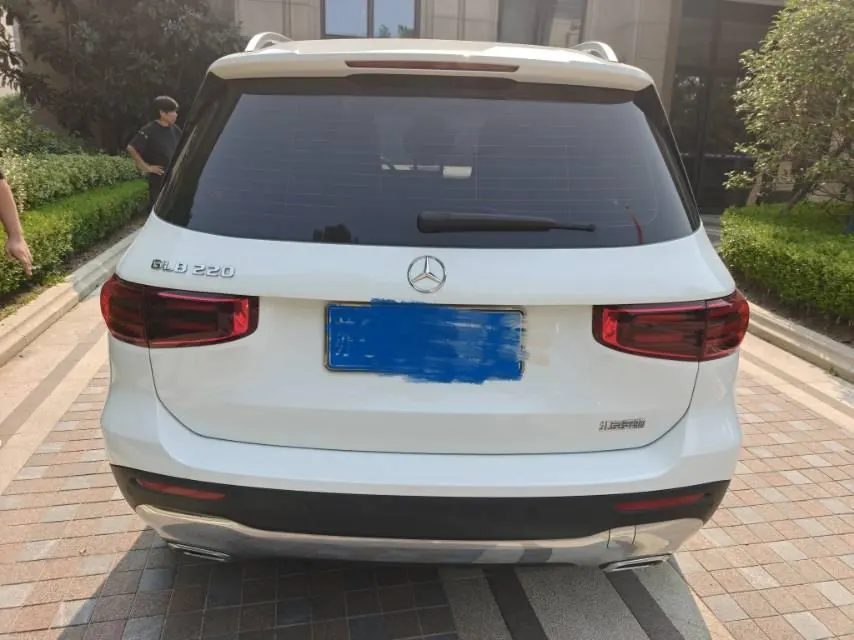 Mercedes Benz 2024 GLB 220 48V 2.0T Dynamic Automatic 5