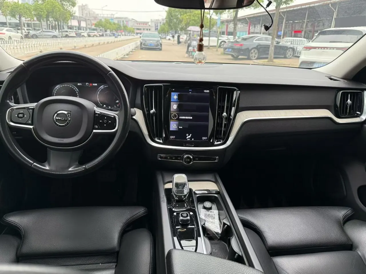 Volvo 2022 S60 48V 2.0T B4 Zhiyuan Deluxe Edition Automatic Gear 7