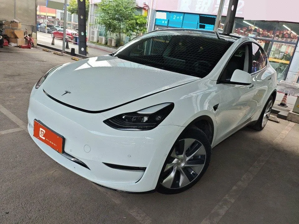 Open image lightbox: Tesla 2021 Model Y long endurance all-wheel drive version automatic transmission
