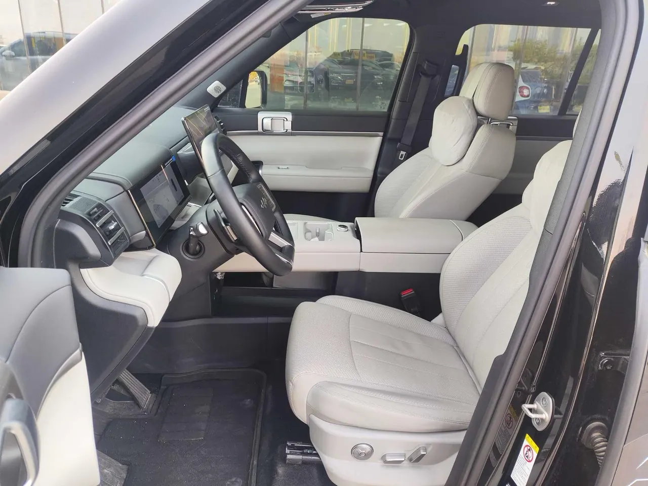 FangChengBao 2025 titanium 7 1.5T stepless 190KM four-wheel drive Ultra version of automatic gear 10