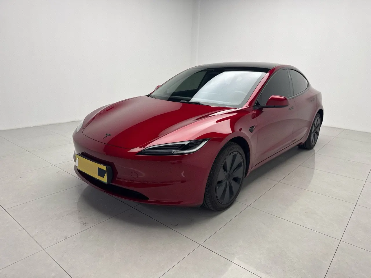 打开图片灯箱:Tesla 2025 Model 3 Rear-Wheel-Drive Edition (facelift) Automatic Transmission