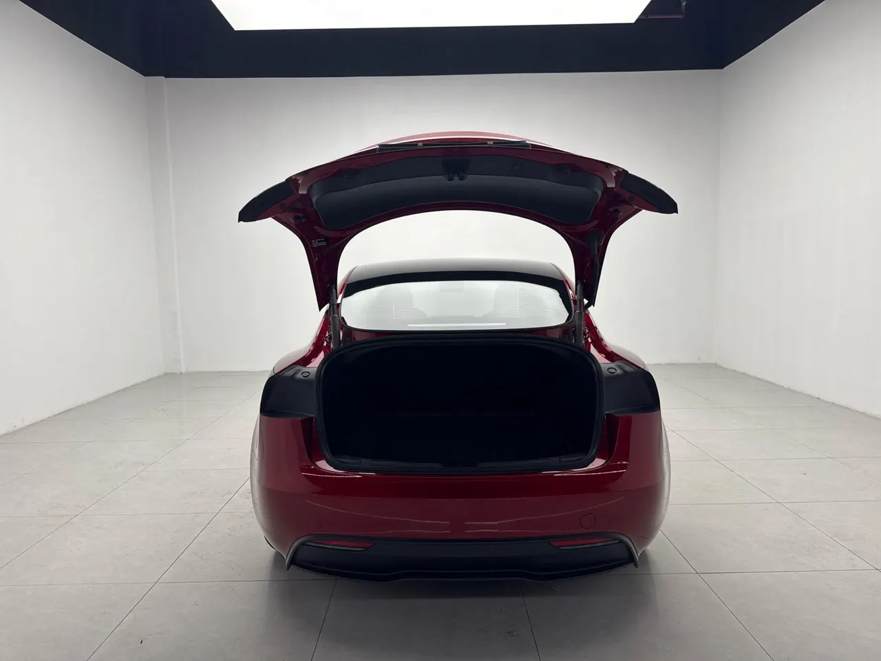 Tesla 2025 Model 3 Rear-Wheel-Drive Edition (facelift) Automatic Transmission 4