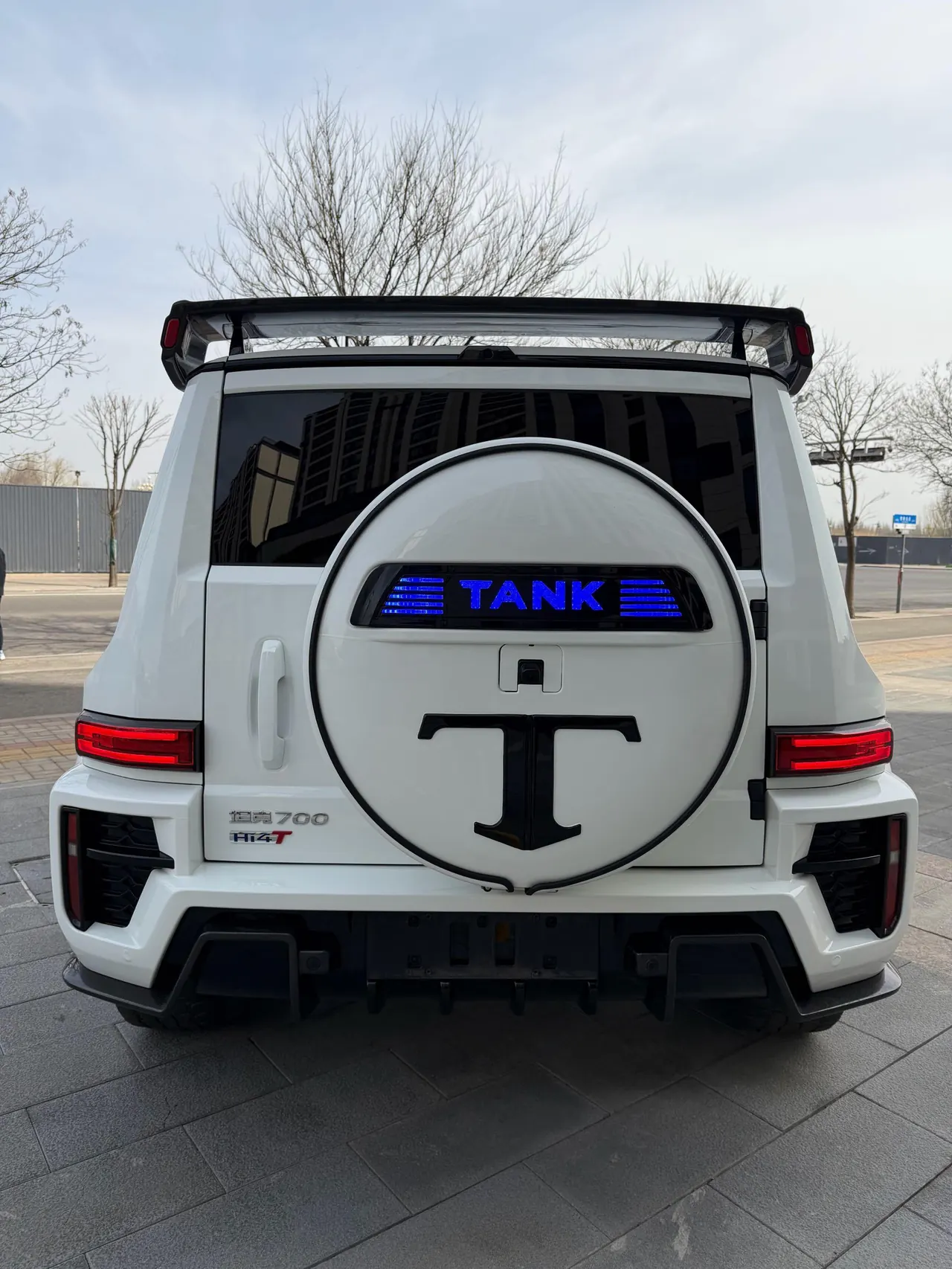 Tank 2024 Tank 700 Hi4-T 3.0T Extreme Edition Automatic Gear 4