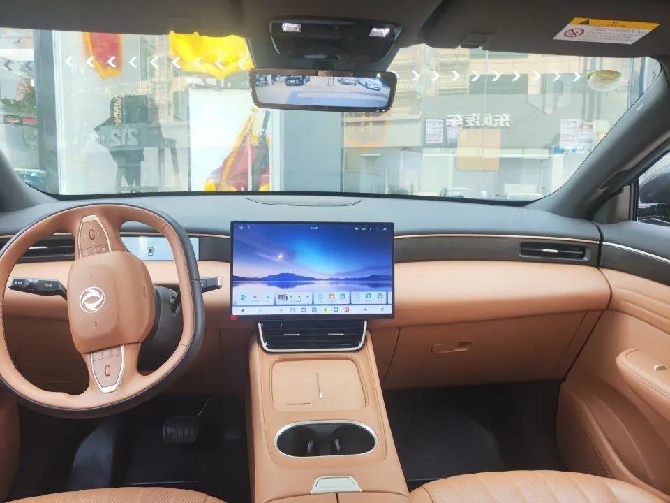 Aeolus 2025 L8 1.5T 185KM Dream Edition Automatic Gear 7