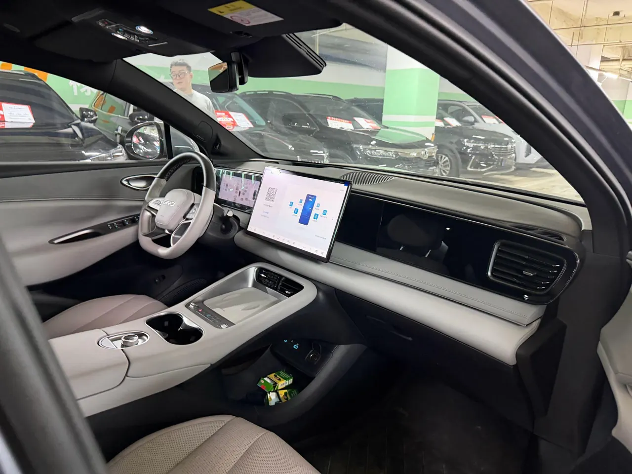 BYD 2025 Sea Lion 06 EV 520 Pilot Edition Automatic Gear 3