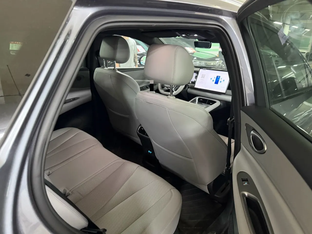 BYD 2025 Sea Lion 06 EV 520 Pilot Edition Automatic Gear 4