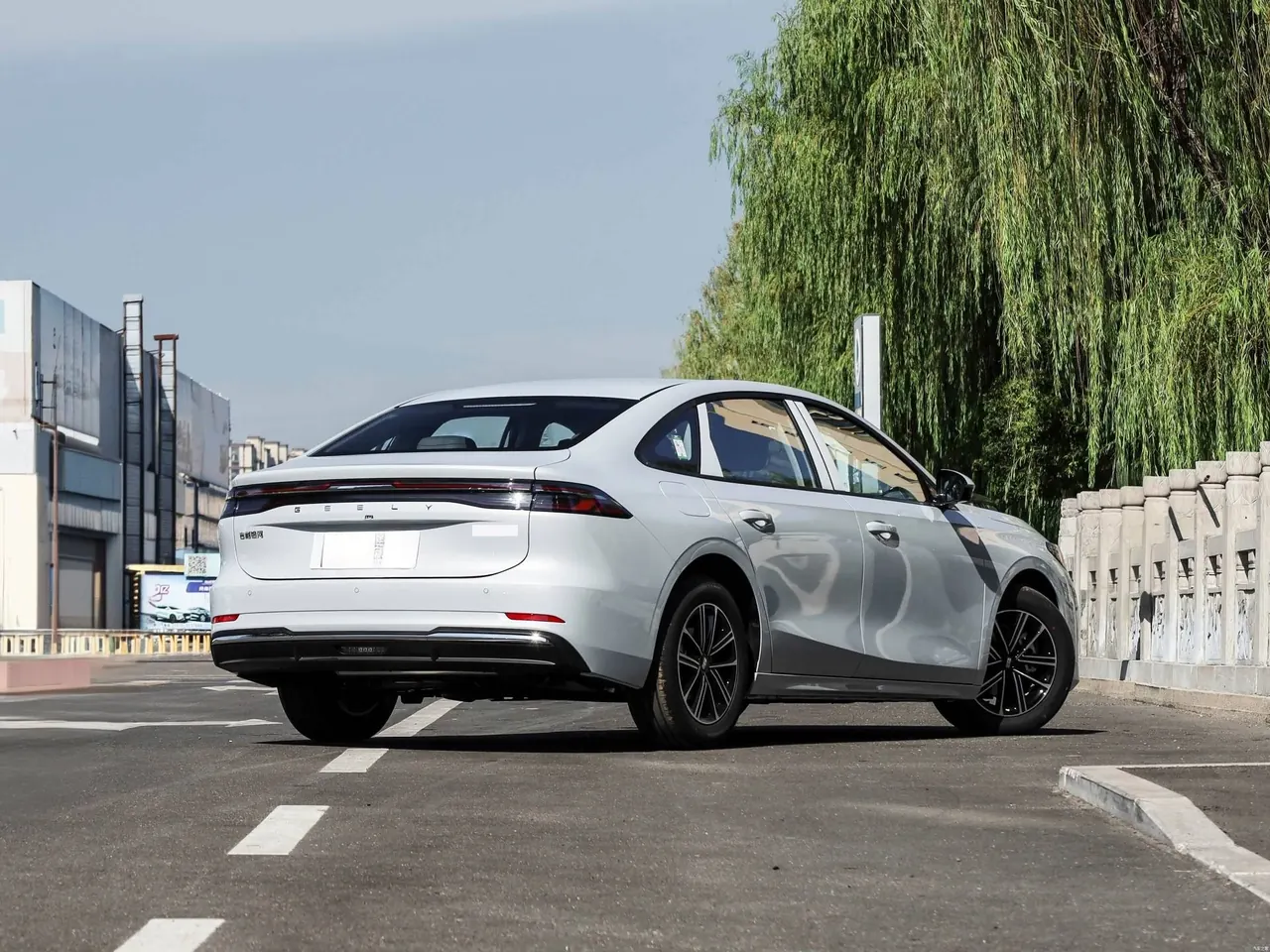 Geely Galaxy 2025 A7 EM-i 1.5 70km Premium Edition Automatic Gear 2