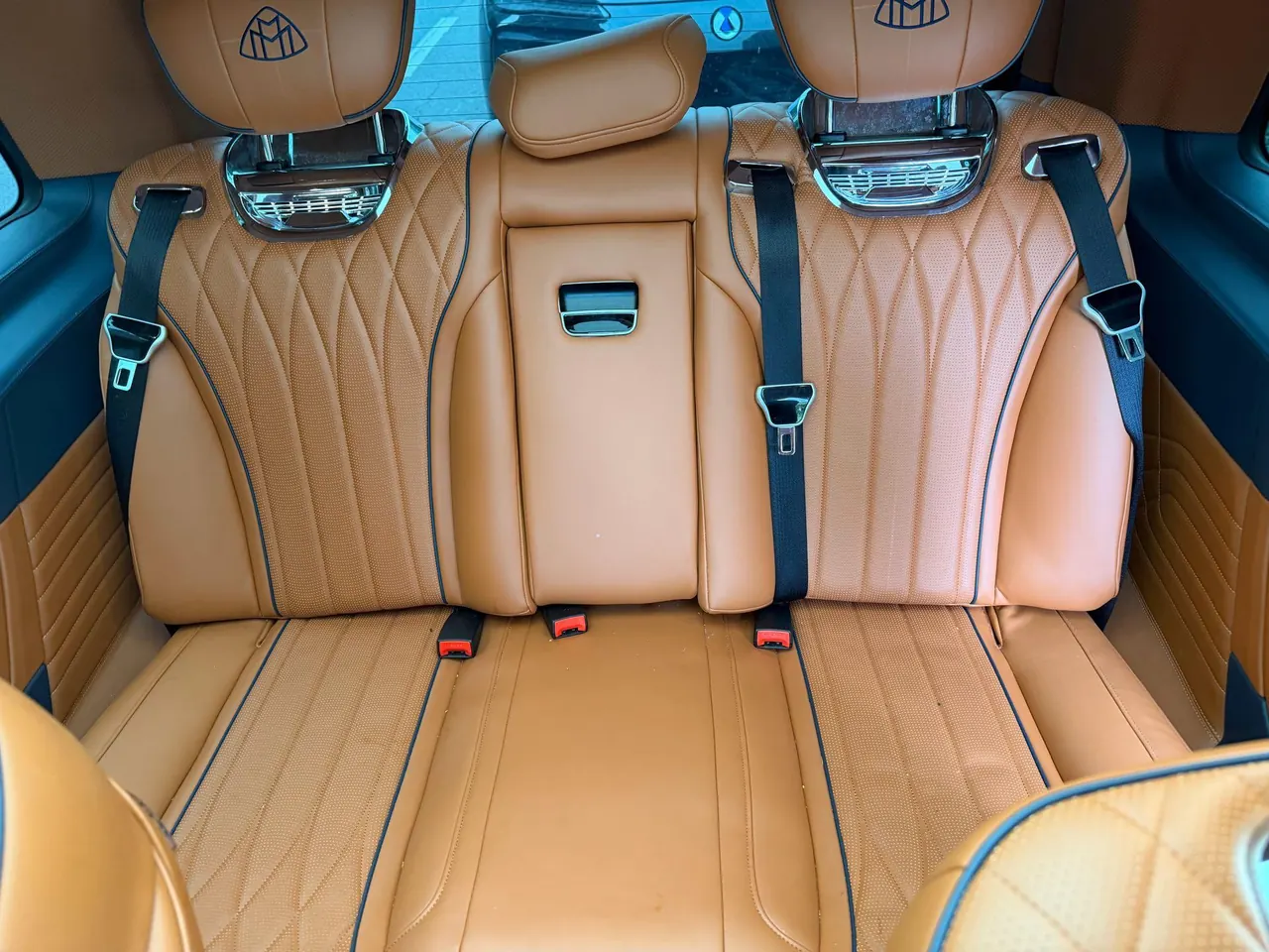 Mercedes Benz Class V 2022V 260 2.0T Pilot Edition Automatic Gear 7