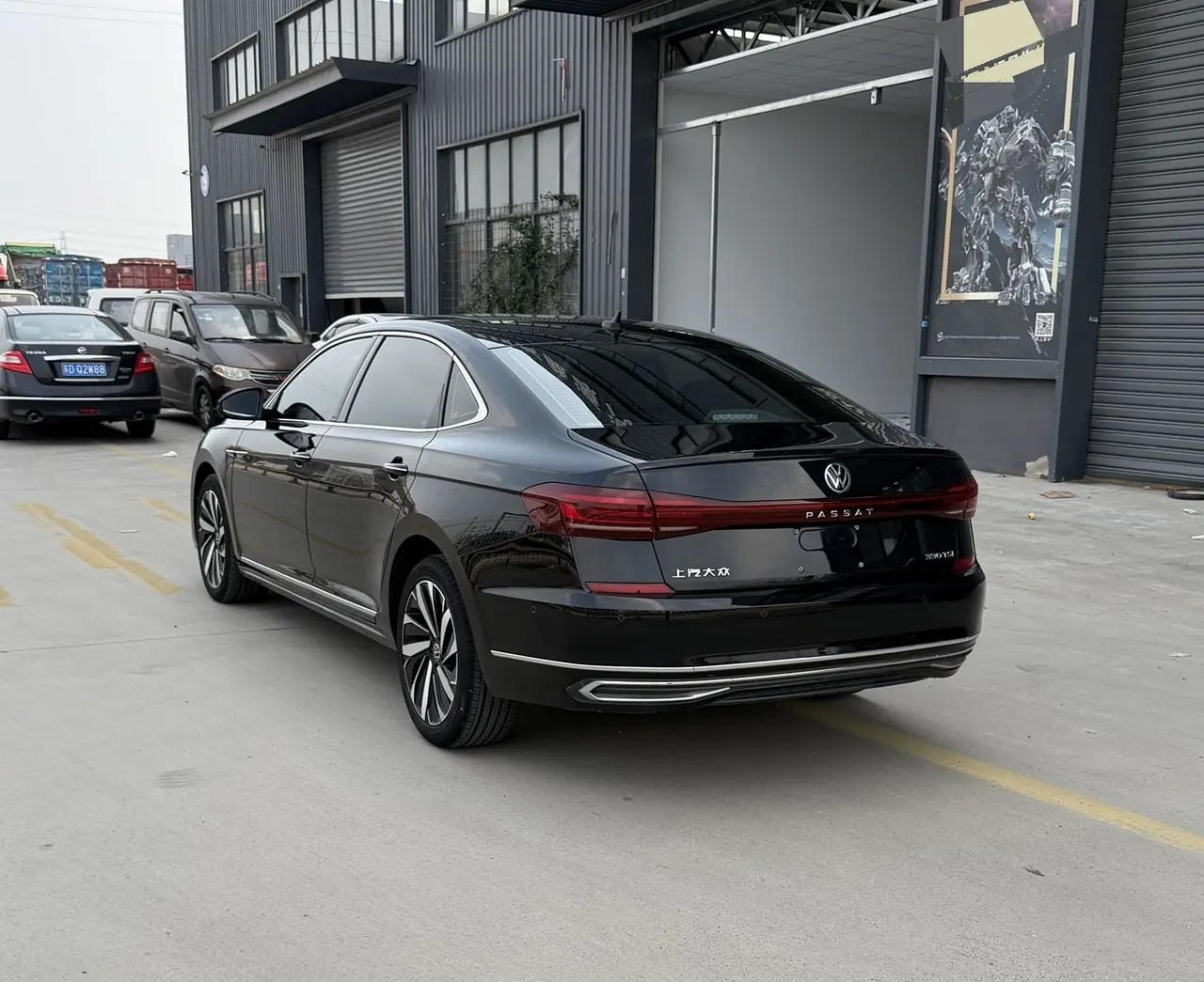 Volkswagen 2022 Passat 2.0TSI 330TSI Star Deluxe Edition Automatic Transmission 4