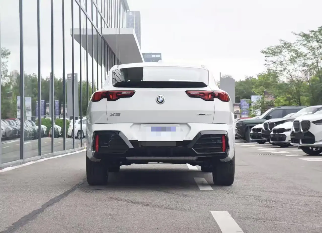 BMW X2 (Imported) 2025 X2 sDrive25i 2.0T M Sports Suit Automatic Gear 4