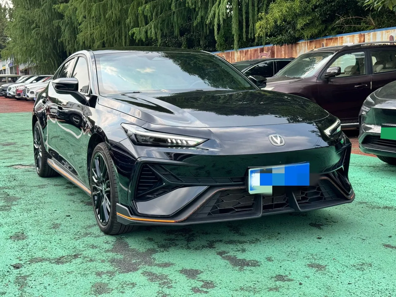 ChangAn 2025 UNI-V 1.5T 500Bar distinguished automatic gear 2