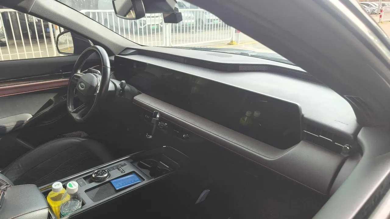 Ford 2022 Mondeo 2.0T EcoBoost 245 Extreme (Modified) Automatic Gear 3