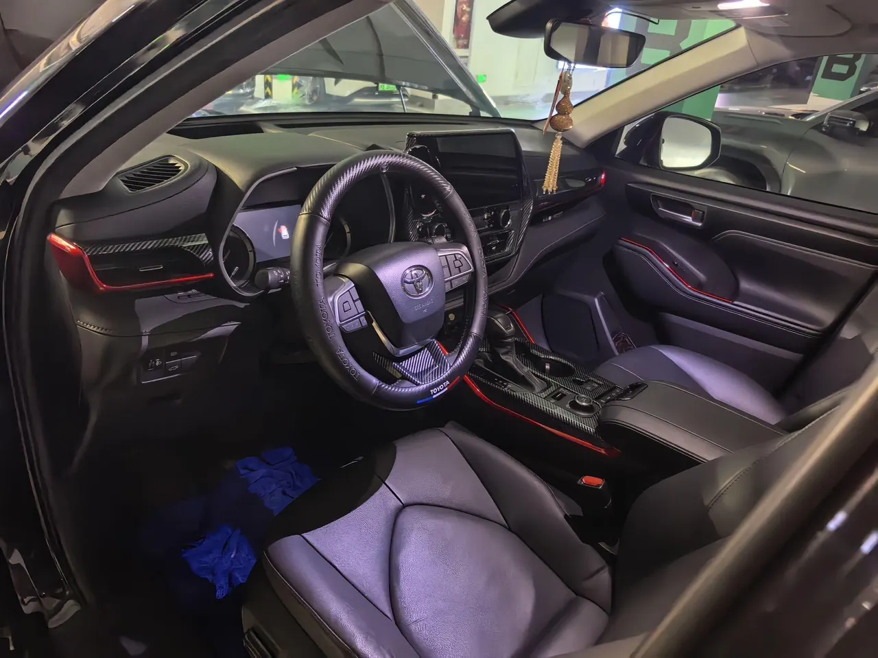 Toyota 2022 Highlander 2.0T 380T 4-wheel drive premium version 7-seat automatic gear 6